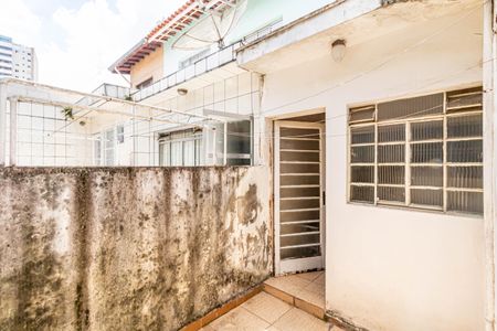 Casa à venda com 80m², 2 quartos e sem vagaQuintal