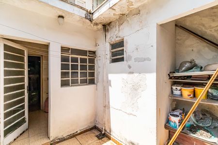 Casa à venda com 80m², 2 quartos e sem vagaQuintal