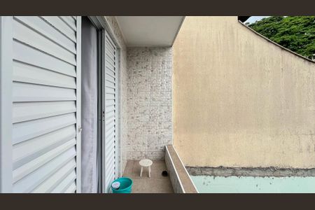 Casa à venda com 118m², 2 quartos e 2 vagasVaranda da Suite