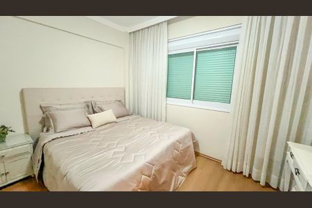 Apartamento à venda com 370m², 5 quartos e 5 vagasQuarto 3