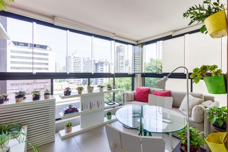 Studio à venda com 32m², 1 quarto e 1 vaga Studio à venda com 32m², 1 quarto e 1 vagaVaranda/Vista