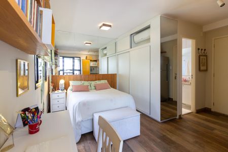 Studio à venda com 32m², 1 quarto e 1 vaga Studio à venda com 32m², 1 quarto e 1 vagaStudio