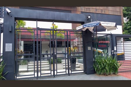 Studio à venda com 32m², 1 quarto e 1 vaga Studio à venda com 32m², 1 quarto e 1 vagaFachada