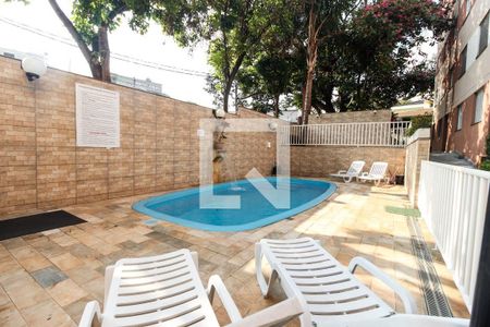 Apartamento à venda com 83m², 3 quartos e 1 vaga Apartamento à venda com 83m², 3 quartos e 1 vagaÁrea comum - Piscina