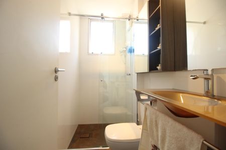 Apartamento à venda com 100m², 2 quartos e 2 vagasBanheiro Social