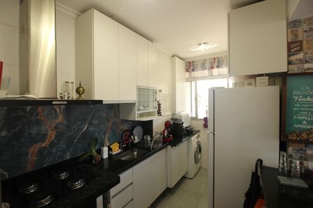 Apartamento à venda com 100m², 2 quartos e 2 vagasCozinha