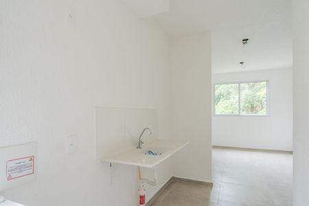 Apartamento para alugar com 41m², 2 quartos e 1 vaga Apartamento para alugar com 41m², 2 quartos e 1 vagaCozinha e Área de Serviço