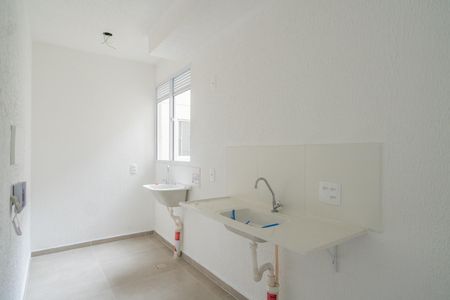 Apartamento para alugar com 41m², 2 quartos e 1 vaga Apartamento para alugar com 41m², 2 quartos e 1 vagaCozinha e Área de Serviço