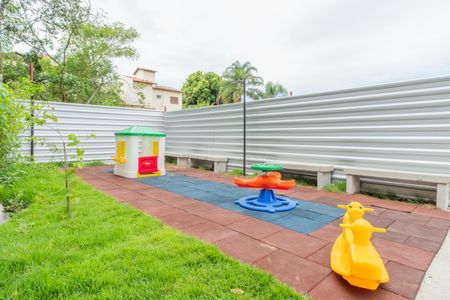 Apartamento para alugar com 41m², 2 quartos e 1 vaga Apartamento para alugar com 41m², 2 quartos e 1 vagaÁrea comum - Playground