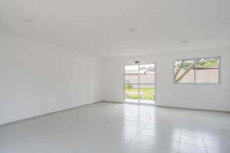 Apartamento para alugar com 41m², 2 quartos e 1 vaga Apartamento para alugar com 41m², 2 quartos e 1 vagaÁrea comum - Salão de festas