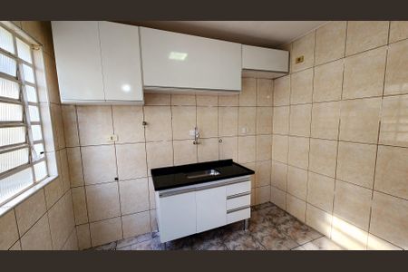 Apartamento à venda com 49m², 2 quartos e 1 vaga Apartamento à venda com 49m², 2 quartos e 1 vagaCozinha e Área de Serviço