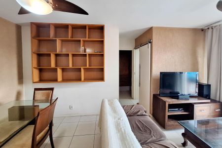 Apartamento para alugar com 66m², 2 quartos e 1 vaga Apartamento para alugar com 66m², 2 quartos e 1 vagaSala