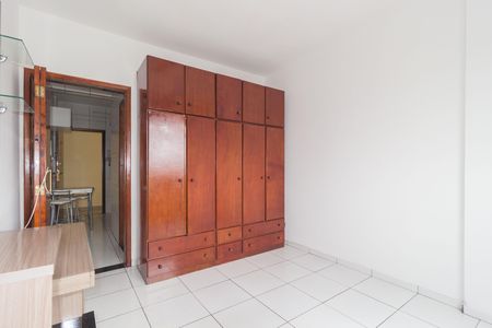 Apartamento para alugar com 30m², 1 quarto e sem vagaSala/Quarto