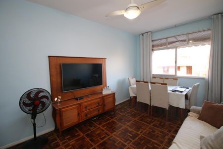 Apartamento à venda com 74m², 3 quartos e 1 vagaSala