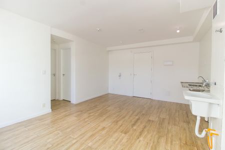 Apartamento para alugar com 41m², 2 quartos e 1 vaga Apartamento para alugar com 41m², 2 quartos e 1 vagaSala/Cozinha