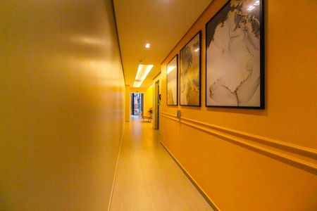 Apartamento para alugar com 41m², 2 quartos e 1 vaga Apartamento para alugar com 41m², 2 quartos e 1 vagaHall