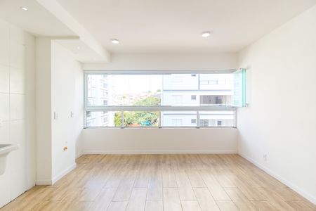 Apartamento para alugar com 41m², 2 quartos e 1 vaga Apartamento para alugar com 41m², 2 quartos e 1 vagaSala/Cozinha