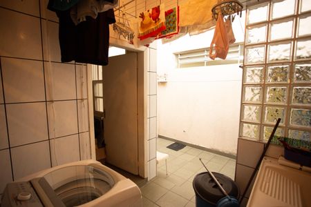 Casa à venda com 200m², 3 quartos e 3 vagas Casa à venda com 200m², 3 quartos e 3 vagasÁrea de Serviço