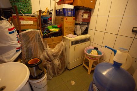 Casa à venda com 200m², 3 quartos e 3 vagas Casa à venda com 200m², 3 quartos e 3 vagasÁrea de Serviço