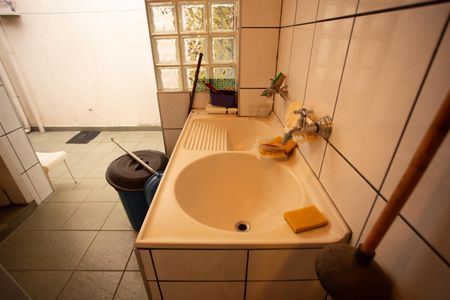 Casa à venda com 200m², 3 quartos e 3 vagas Casa à venda com 200m², 3 quartos e 3 vagasÁrea de Serviço