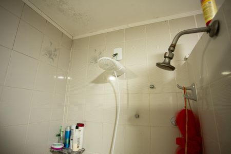 Casa à venda com 200m², 3 quartos e 3 vagas Casa à venda com 200m², 3 quartos e 3 vagasBanheiro Social