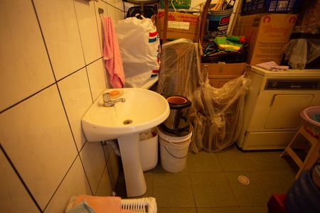 Casa à venda com 200m², 3 quartos e 3 vagas Casa à venda com 200m², 3 quartos e 3 vagasBanheiro de Serviço