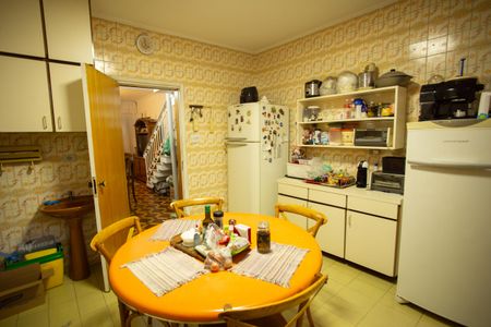 Casa à venda com 200m², 3 quartos e 3 vagas Casa à venda com 200m², 3 quartos e 3 vagasCozinha