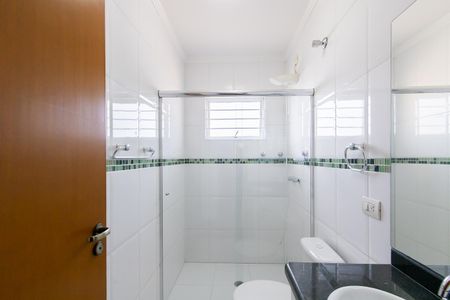 Casa à venda com 300m², 4 quartos e 4 vagas Casa à venda com 300m², 4 quartos e 4 vagasBanheiro da Suíte 2