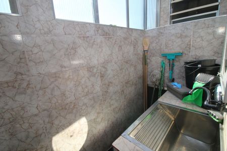 Apartamento à venda com 80m², 2 quartos e sem vagaÁrea de Serviço