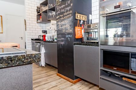 Apartamento à venda com 102m², 2 quartos e 2 vagasCozinha