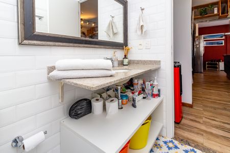 Apartamento à venda com 102m², 2 quartos e 2 vagasBanheiro