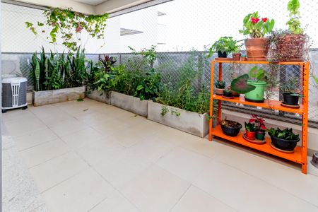 Apartamento à venda com 102m², 2 quartos e 2 vagasVaranda