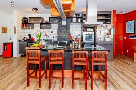 Apartamento à venda com 102m², 2 quartos e 2 vagasCozinha