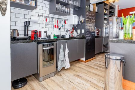 Apartamento à venda com 102m², 2 quartos e 2 vagasCozinha