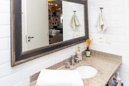 Apartamento à venda com 102m², 2 quartos e 2 vagasBanheiro