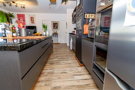 Apartamento à venda com 102m², 2 quartos e 2 vagasCozinha