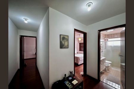 Apartamento à venda com 96m², 2 quartos e 1 vagaCorredor Quartos 