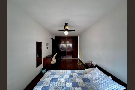 Apartamento à venda com 96m², 2 quartos e 1 vagaQuarto 2