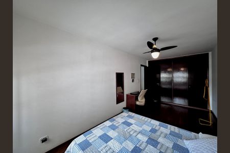 Apartamento à venda com 96m², 2 quartos e 1 vagaQuarto 2