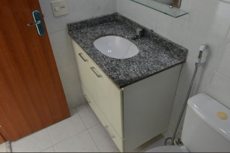 Apartamento para alugar com 71m², 3 quartos e 1 vaga Apartamento para alugar com 71m², 3 quartos e 1 vagaBanheiro da Suíte