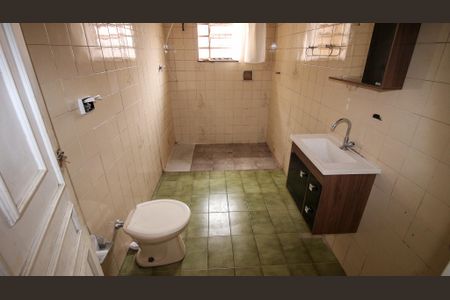 Casa para alugar com 40m², 1 quarto e sem vaga Casa para alugar com 40m², 1 quarto e sem vagaBanheiro