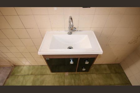 Casa para alugar com 40m², 1 quarto e sem vaga Casa para alugar com 40m², 1 quarto e sem vagaBanheiro