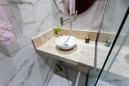 Casa à venda com 264m², 3 quartos e 2 vagasQuarto 1 Banheiro