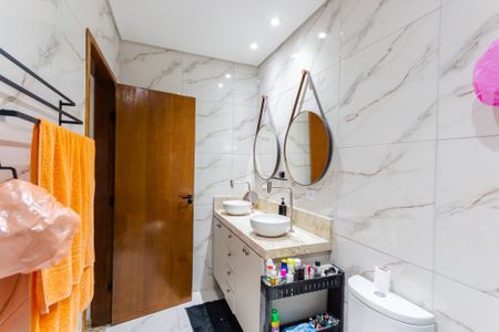 Casa à venda com 264m², 3 quartos e 2 vagasBanheiro Social