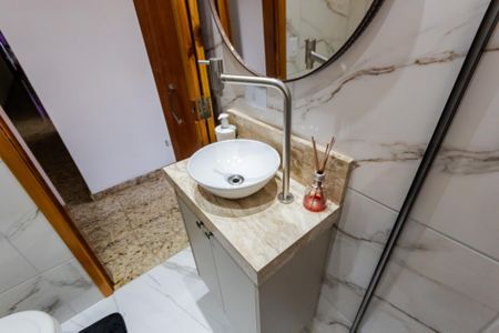 Casa à venda com 264m², 3 quartos e 2 vagasQuarto 1 Banheiro