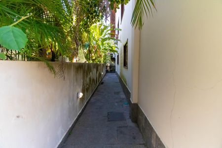 Casa de condomínio à venda com 368m², 3 quartos e 6 vagasÁrea externa