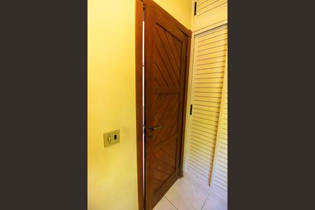 Casa de condomínio à venda com 368m², 3 quartos e 6 vagasQuarto de Serviço