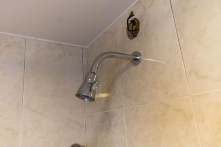 Casa de condomínio à venda com 368m², 3 quartos e 6 vagasBanheiro da Suíte 2