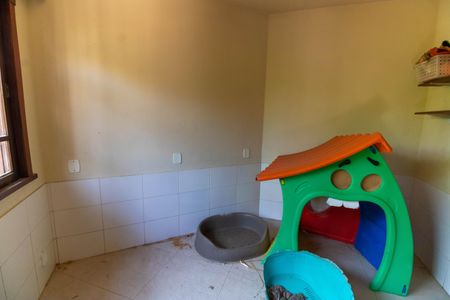 Casa de condomínio à venda com 368m², 3 quartos e 6 vagasCanil