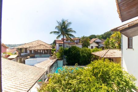 Casa de condomínio à venda com 368m², 3 quartos e 6 vagasVista da Sala 2